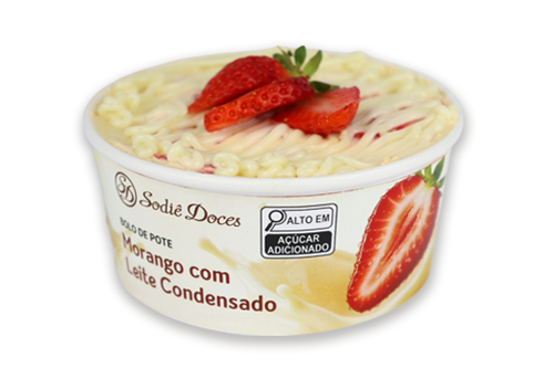 Bolo de Pote Morango com Leite Condensado - Bolo Inteiro